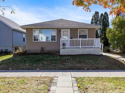 819 G Ave NW, Cedar Rapids, IA, 52405