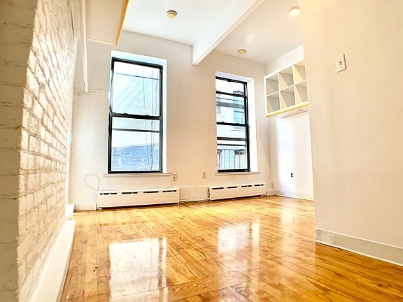 3rd image of 1374 York Ave APT 4D