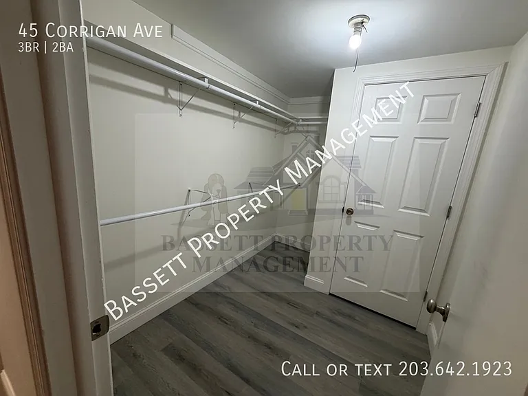 45 Corrigan Ave — Photo 28