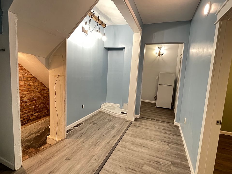 1st image of 222 Coltart Ave #1