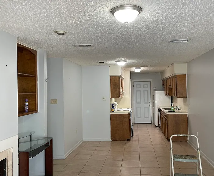 10662 Stanley Aubin Ln #D — Photo 1