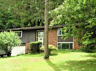 151 Nebraska Ave, Oak Ridge, TN 37830