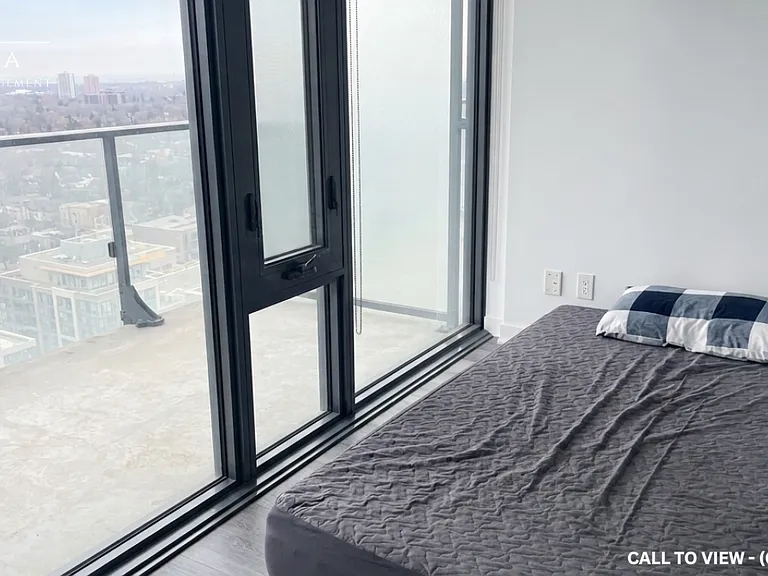 185 Roehampton Ave #2105 — Photo 3