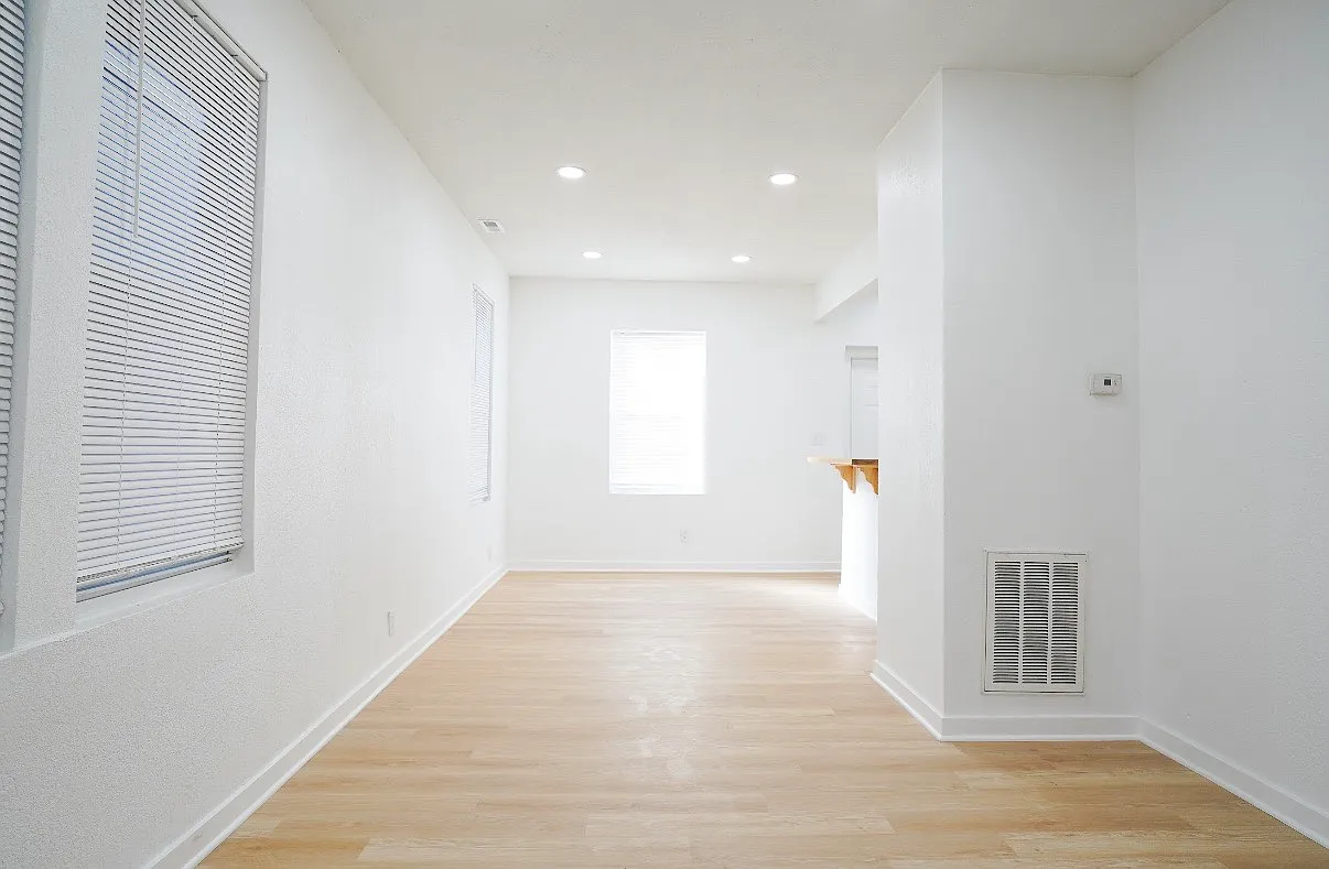 2 bed, 756 sqft, $1,850 — Photo 1