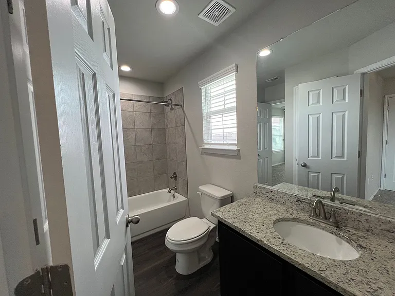 3403 Haylee Grace Pl — Photo 17