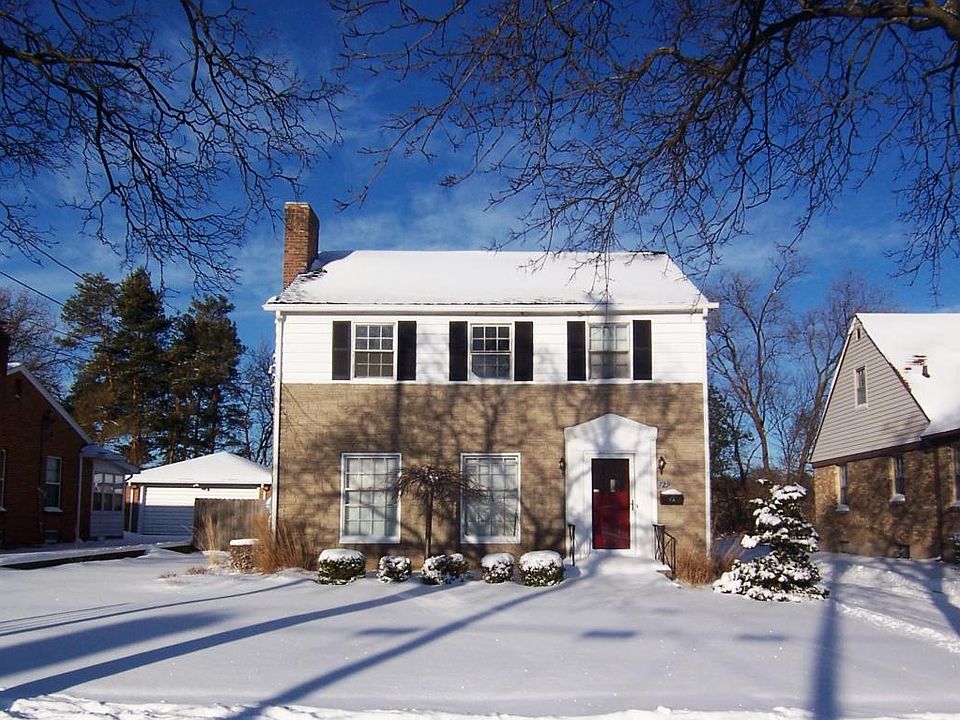 1st image of 729 Pine Ave NW