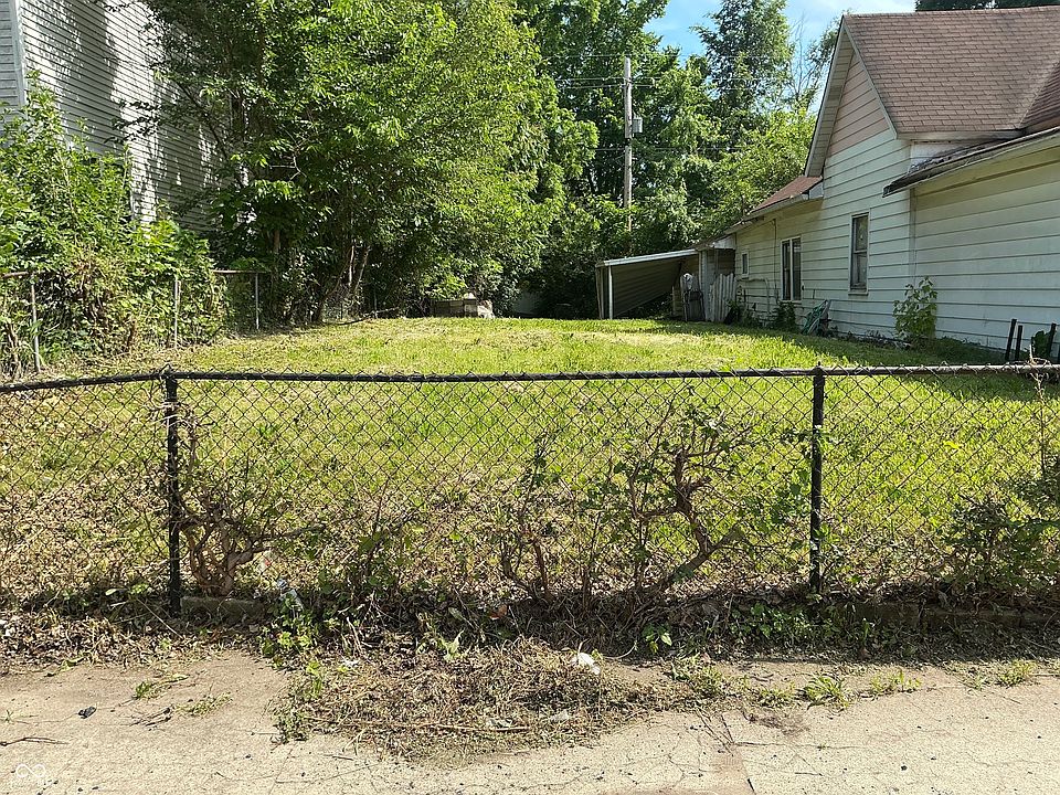 2nd image of 1047 Eugene St