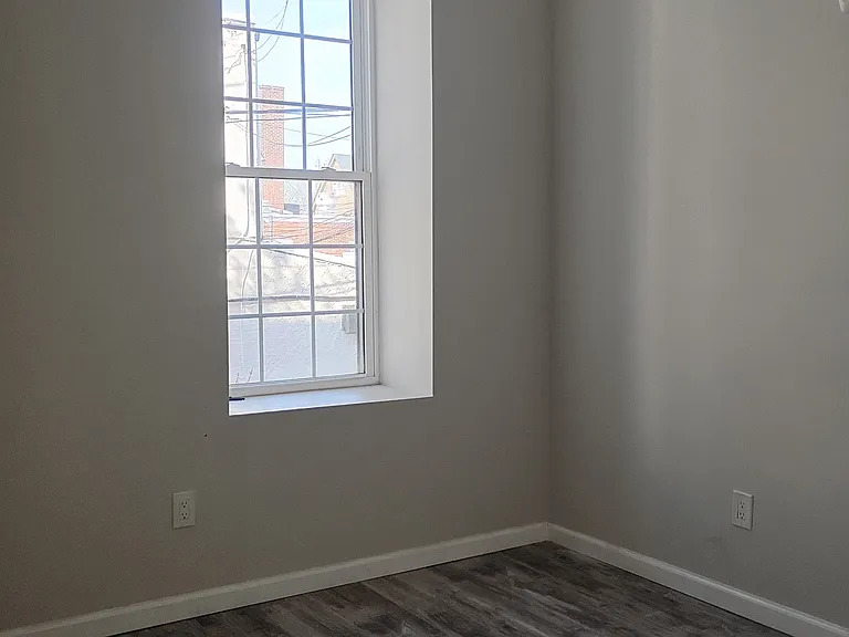 3012 E Thompson St #202 — Photo 10