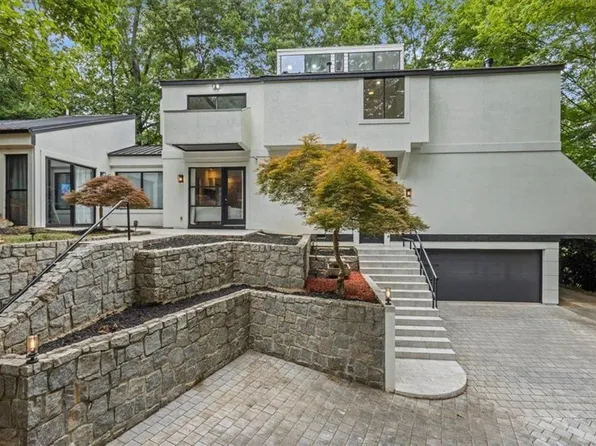 2810 Northside Dr NW, Atlanta, GA 30305