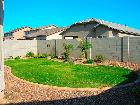 NICELY LANDSCAPED BACKYARD