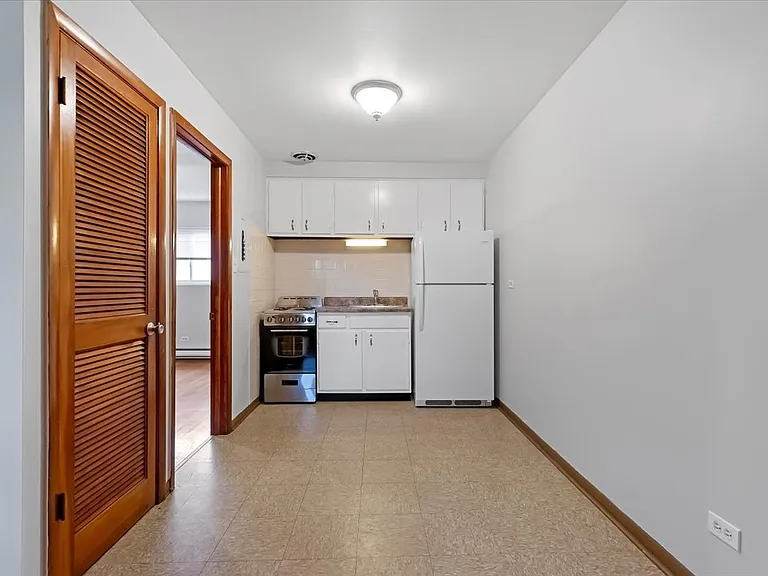 6256 W 64th Pl #202 — Photo 10
