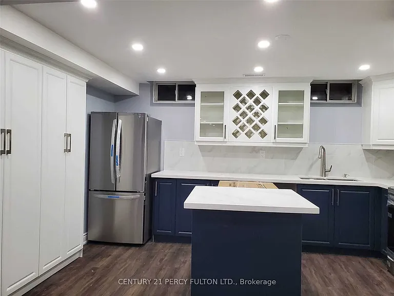 89 Woodcock Ave #BASEMENT — Photo 6