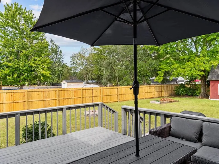 3239 Chalmers Dr — Photo 3