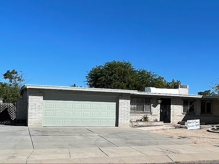 7655 E Tulip Tree St — Photo 4