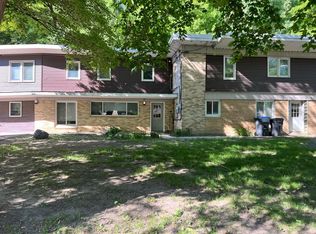 1035 Thompson Ravine Rd, Mankato, MN 56001