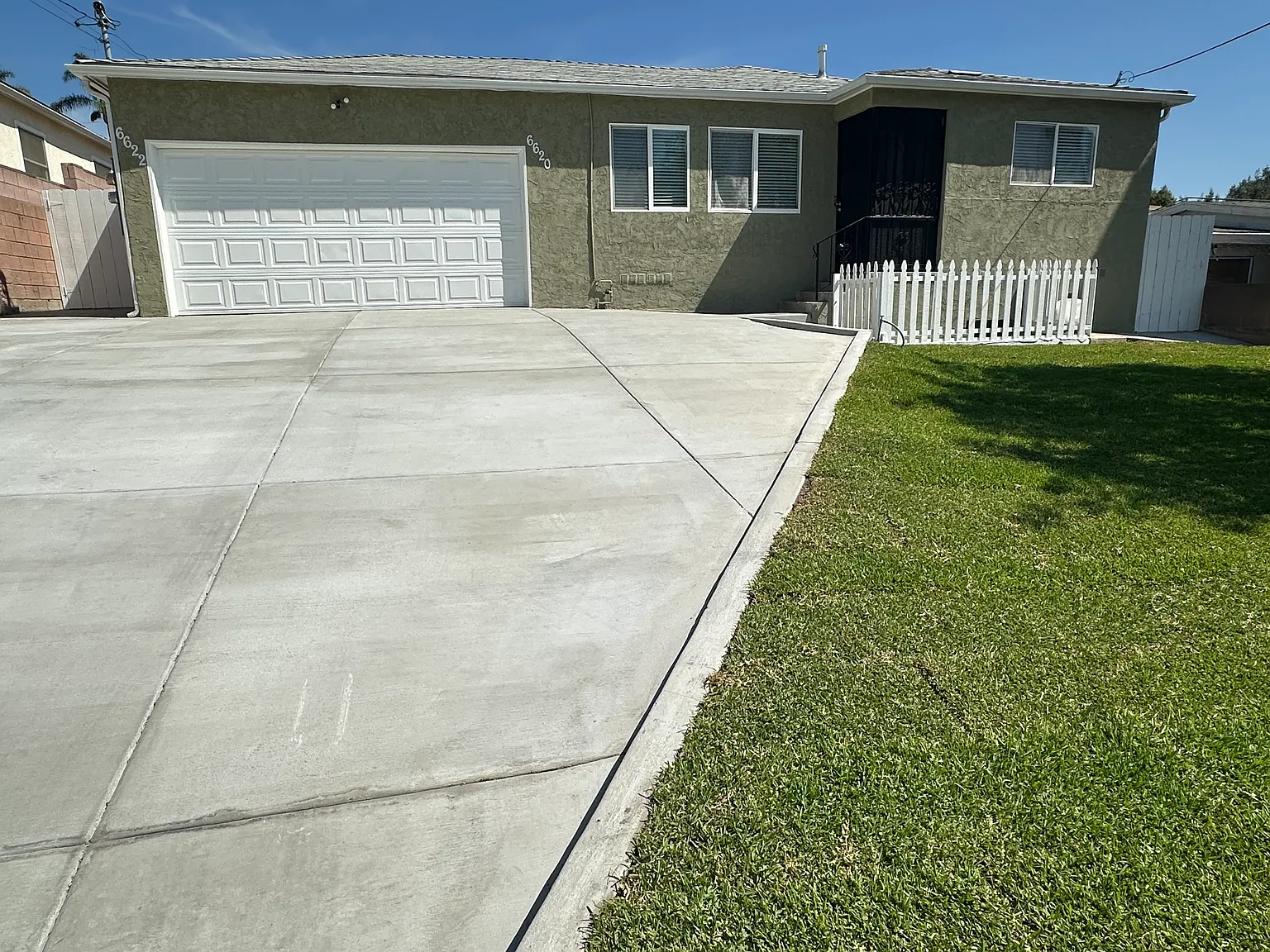3 bed, 1111 sqft, $3,600 — Photo 2