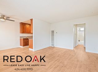 18416 Halsted St APT 219, Northridge, CA 91325