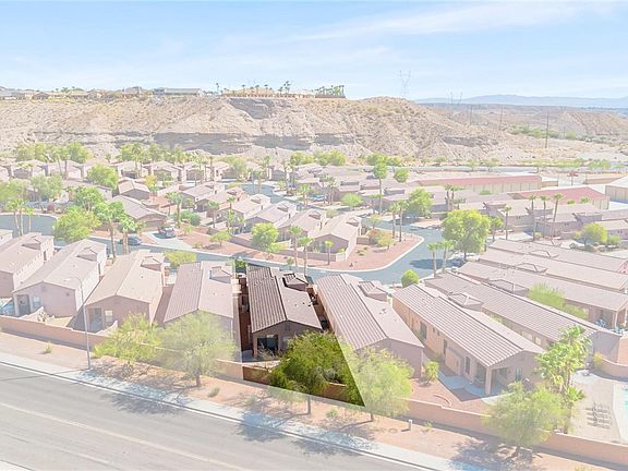 3rd image of 1089 Desert Marigold Circle