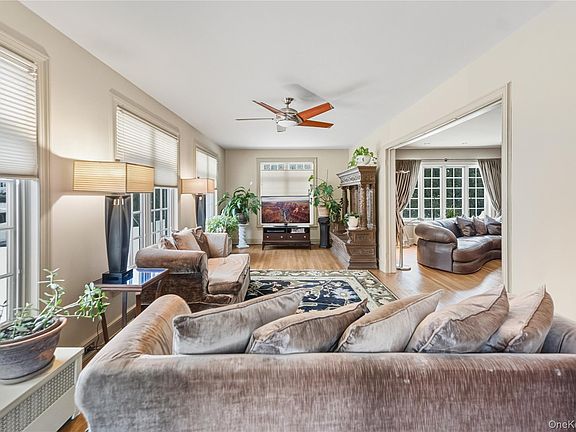 5th image of 6 White Plains Road