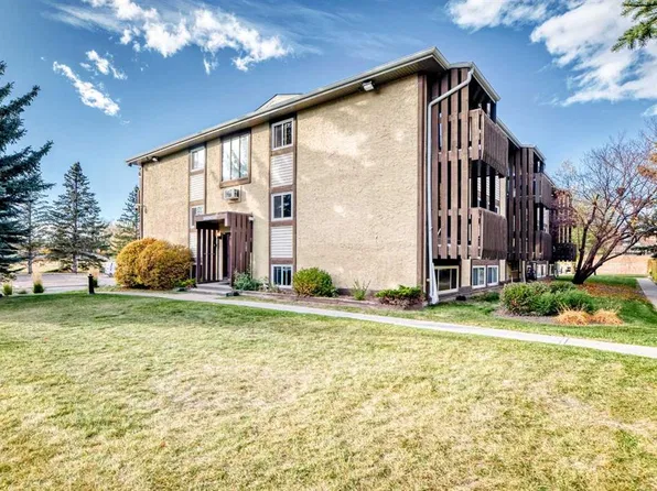 366 S 94th Ave SE #17, Calgary, AB T2J 5P1