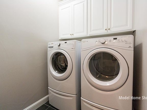 4th image of 6033 Belfast Way