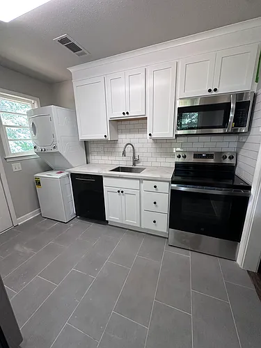 146 Kentucky Cir #A Photo 1