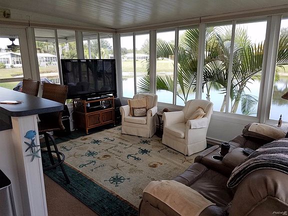 2nd image of 2129 Pier Dr