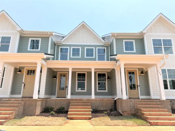 137 Lumpkin St, Travelers Rest, SC 29690