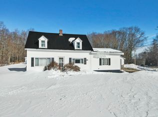 4 Davis Rd, Eddington, ME 04428