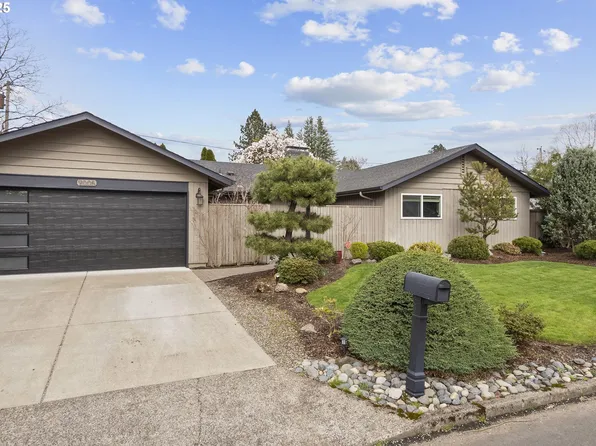 9005 SW Caroline Dr, Portland, OR 97225