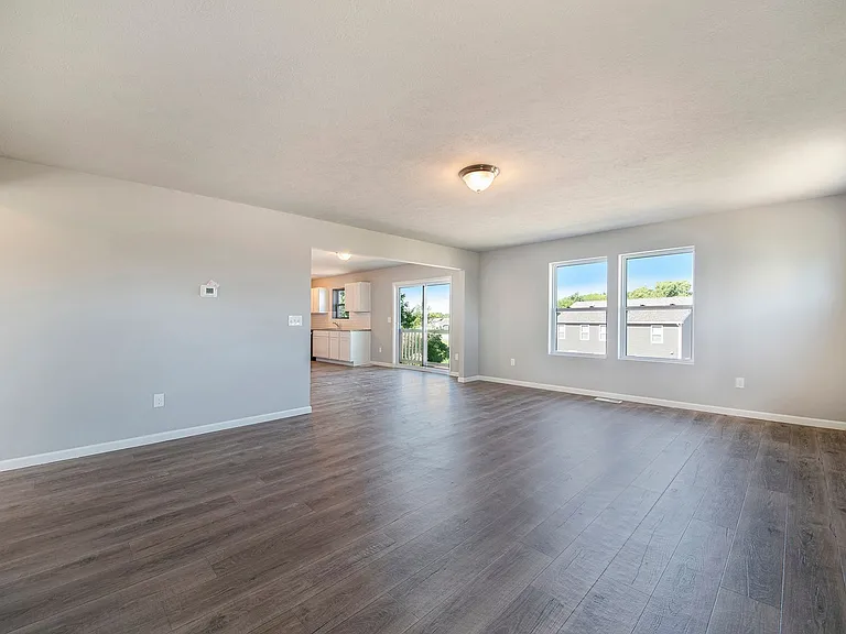 1625 Carolyn Dr — Photo 5