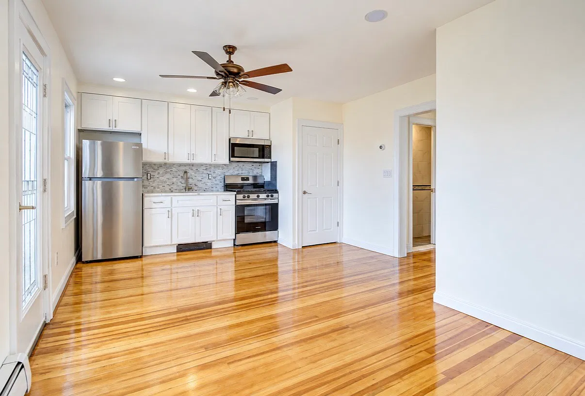 2 bed, $3,500 — Photo 3
