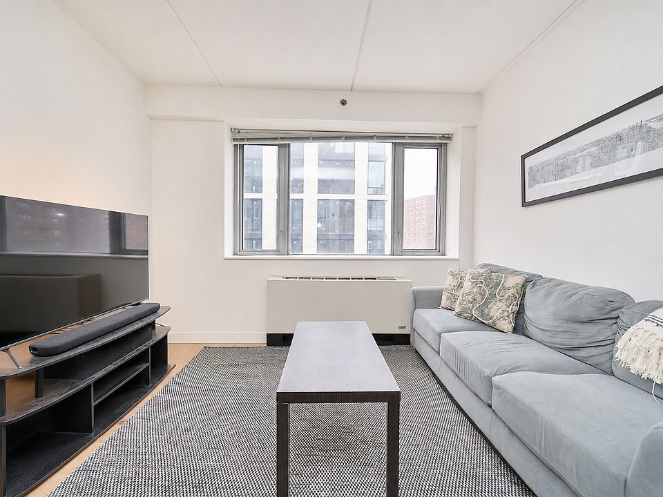 1st image of 1810 3rd Ave APT B6d