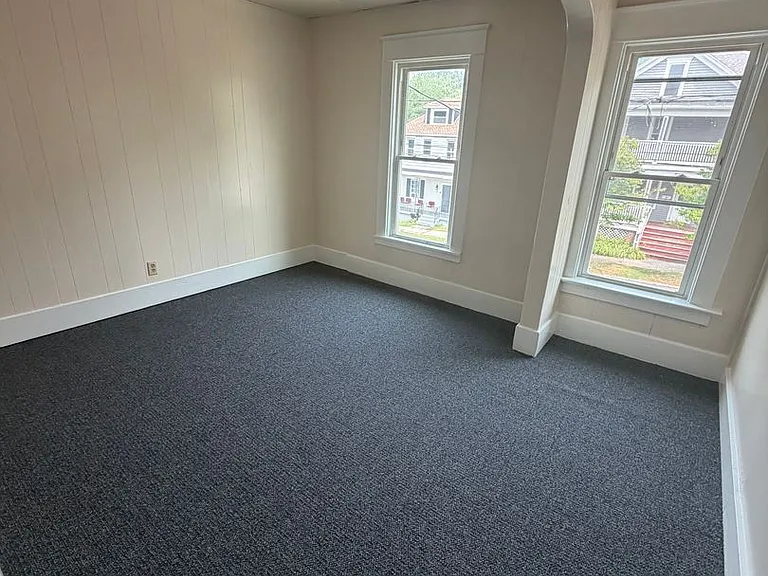 232 Wallace St — Photo 8
