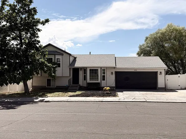 2056 Sierra Dr, Elko, NV 89801