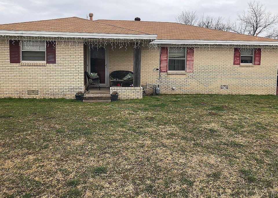 1st image of 308 E Benton St
