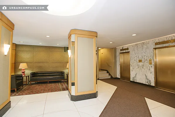 Rented by Compass | media 25