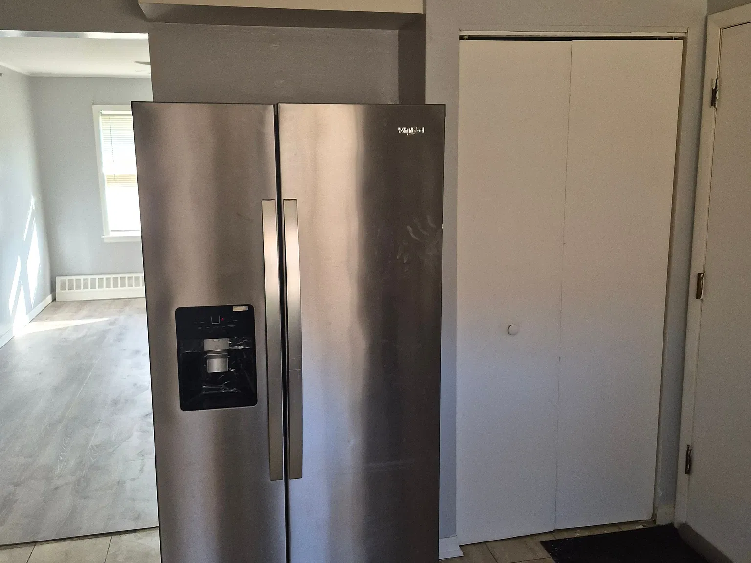 Newly remodeled 2 bedroom/1 bath apartment — Photo 3