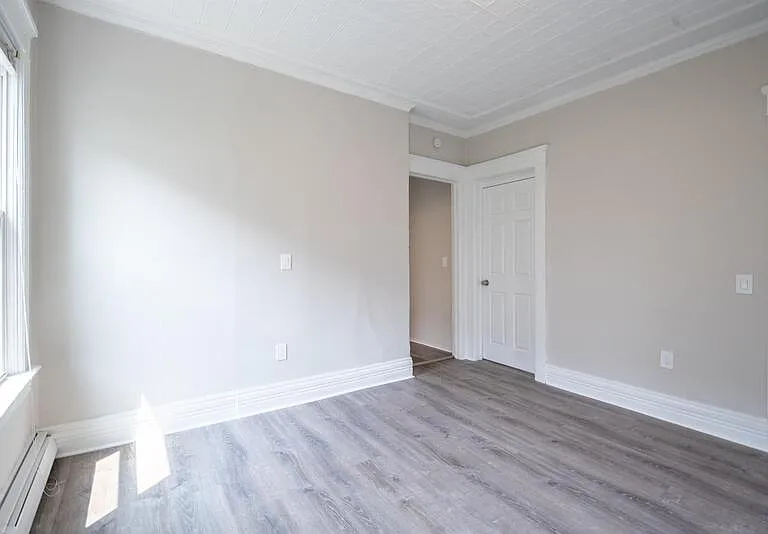2433 Broadway #2 — Photo 8