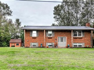 1040 Colvin Dr, Beaver, PA 15009