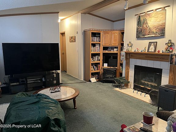 5th image of 1214 1st Ave