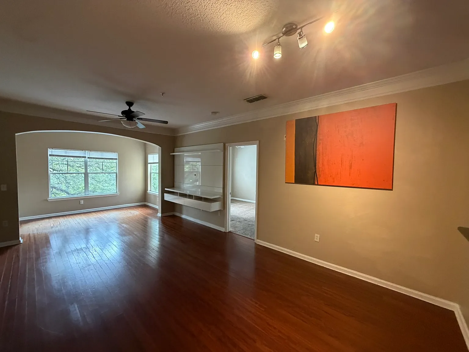 2 bed, 1214 sqft, $1,850 — Photo 4