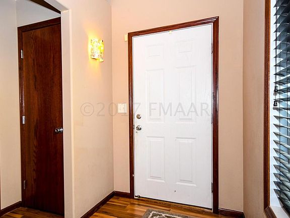 5th image of 1526 41st Ave S