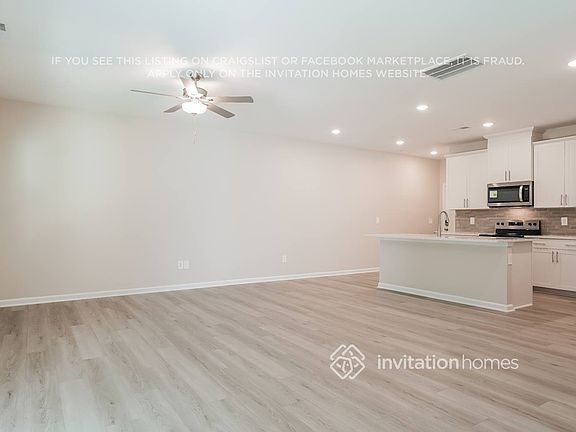 5th image of 1805 Windsor Village Way