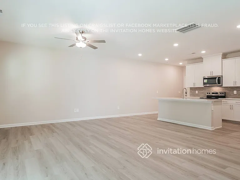 1181 Greenville Way — Photo 5