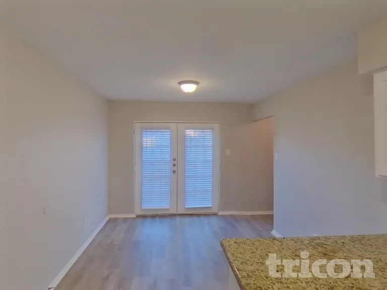 1216 Grinnel Dr — Photo 4