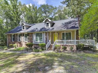 137 Fox Run Dr, Hopkins, SC 29061