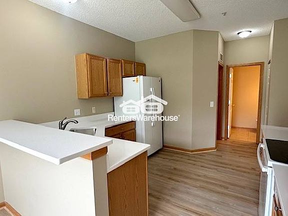 5th image of 16812 39th Ave N