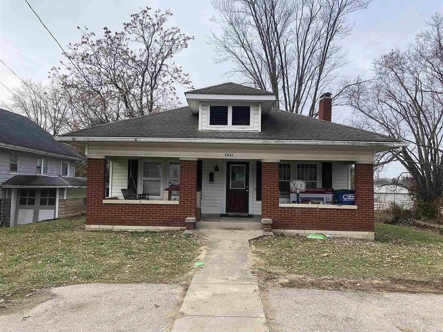 2921 Washington Ave photo 1