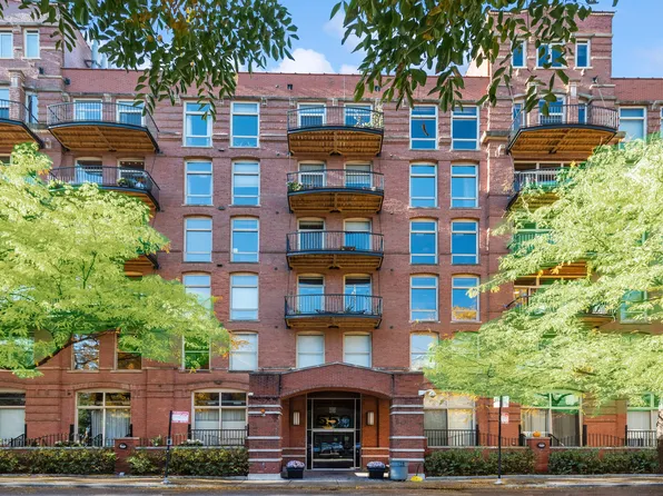 550 N Kingsbury St APT 601, Chicago, IL 60654